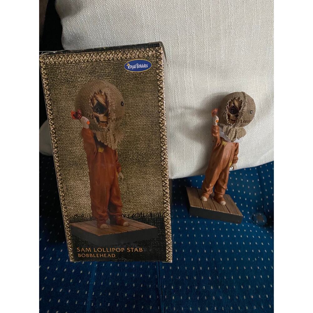 Sam Trick r Treat Spirit Halloween exclusive 2023 royal bobbles figure. NIB